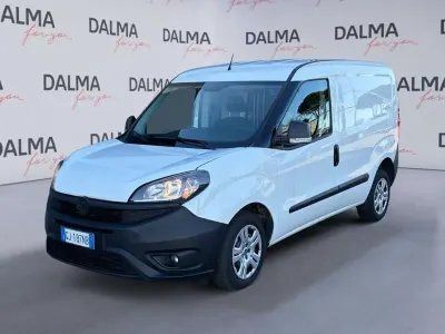 Usata Fiat Doblò Business 105 CV (77 kW) 2022 Bianco Monovolume