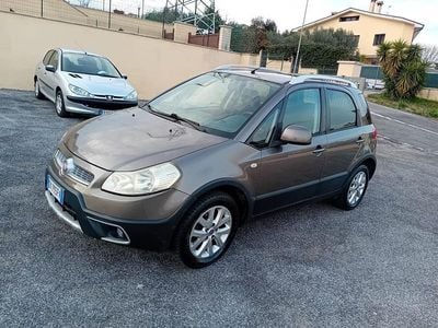 Argento Usata 2011 Fiat Sedici Dynamic SUV | 4300 € (Buon prezzo)