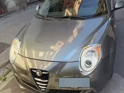 Usata Alfa Romeo MiTo 105 CV (77 kW) 2010 Grigio Utilitaria
