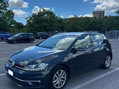 Usata VW Golf VII Business 116 CV (85 kW) 2019 Berlina