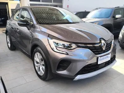Occasion Renault Captur Business 95 ch (69 kW) 2021 Argent SUV