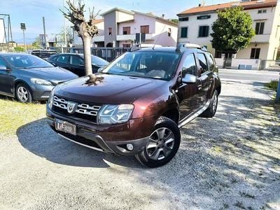 Usata Dacia Duster Lauréate 115 CV (84 kW) 2017 Bordeaux SUV
