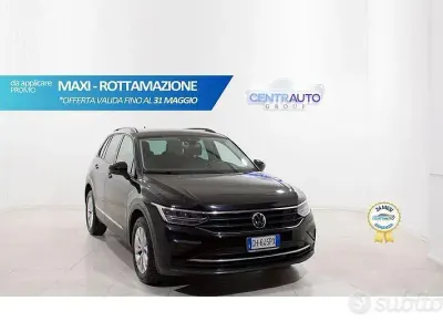Gebraucht VW Tiguan Life 150 PS (110 kW) 2021 Schwarz SUV
