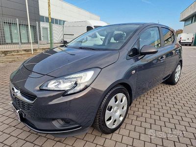 Usata Opel Corsa 90 CV (66 kW) 2015 Grigio Berlina
