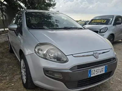 Usata Fiat Punto Evo Dynamic 77 CV (56 kW) 2010 Grigio Utilitaria