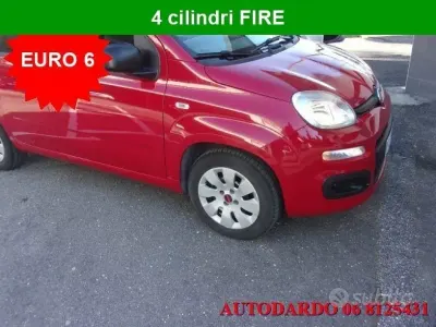 Usata Fiat Panda Pop 69 CV (50 kW) 2015 Rosso Utilitaria