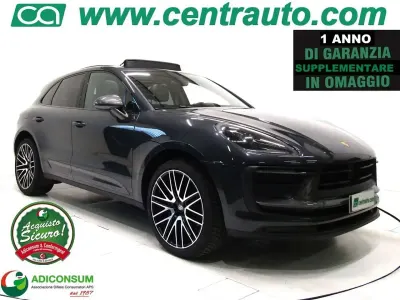 Usata Porsche Macan 265 CV (194 kW) 2022 Grigio vulcano SUV