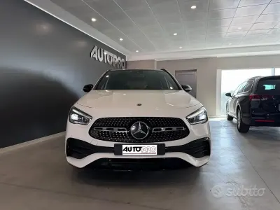 Usata Mercedes GLA180 Premium 136 CV (100 kW) 2021 Bianco SUV