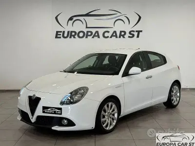 Usata Alfa Romeo Giulietta 120 CV (88 kW) 2017 Bianco Utilitaria
