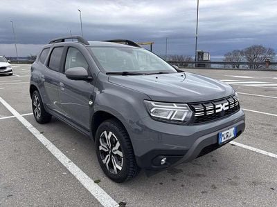 Usata Dacia Duster Journey 114 CV (83 kW) 2023 Grigio SUV