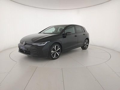 Usata VW Golf VIII Edition 204 CV (150 kW) 2025 Grenadill black metallizzato Berlina