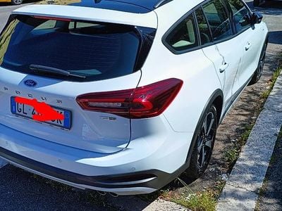 Usata Ford Focus 125 CV (91 kW) 2022 Bianco Station wagon