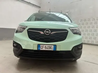Usata Opel Combo 102 CV (75 kW) 2021 Verde Monovolume