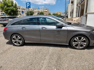 Usata Mercedes CLA200 Shooting Brake 136 CV (100 kW) 2015 Grigio Station wagon