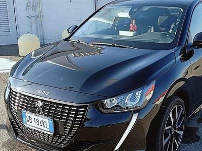 Usata Peugeot 208 Allure 101 CV (74 kW) 2021 Utilitaria