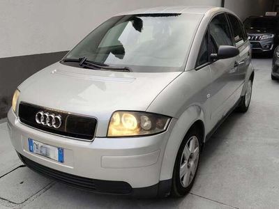 Usata Audi A2 Ambiente 75 CV (55 kW) 2001 Argento Utilitaria