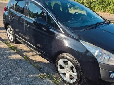 Usata Peugeot 3008 Allure 112 CV (82 kW) 2012 Nero Station wagon