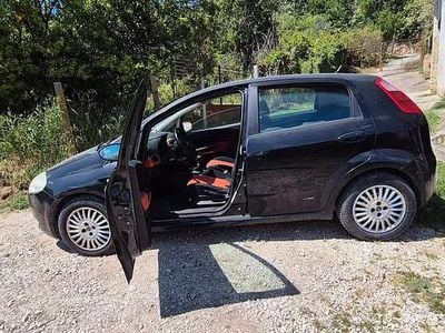 Usata Fiat Punto 90 CV (66 kW) 2003 Utilitaria