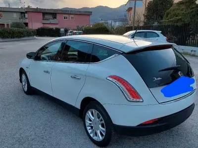 Begagnad Lancia Delta