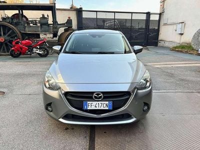 Usata Mazda 2 Exceed 105 CV (77 kW) 2016 Grigio Utilitaria