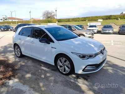 Bianco Usata 2020 VW Golf Style Berlina | 22.900 € (Buon prezzo)