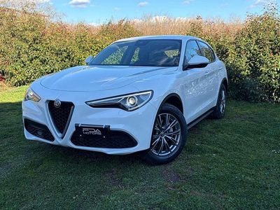 Usata Alfa Romeo Stelvio Business 190 CV (139 kW) 2021 Bianco SUV