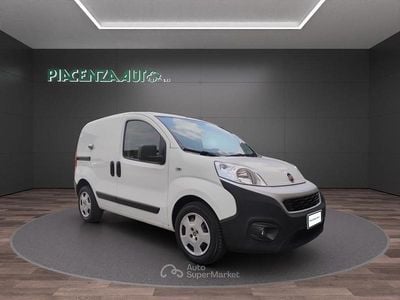 Usata Fiat Fiorino 80 CV (58 kW) 2018 Bianco Monovolume