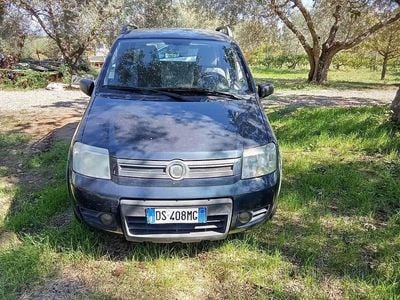 Usata Fiat Panda Climbing 77 CV (56 kW) 2008 Blu/azzurro Utilitaria