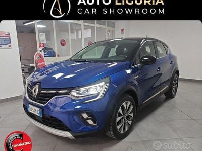 Usata Renault Captur Intens 100 CV (73 kW) 2020 Blu SUV