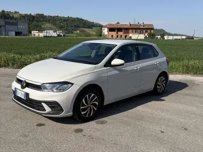 Usata VW Polo 86 CV (63 kW) 2023 Utilitaria