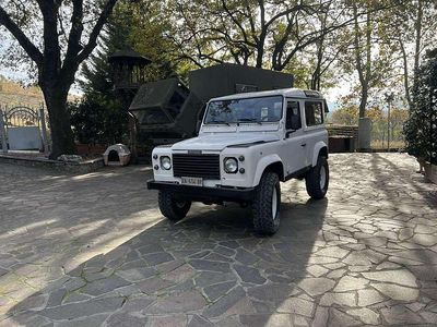 Usata Land Rover Defender 113 CV (83 kW) 1996 SUV