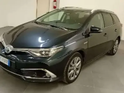 Usata Toyota Auris Touring Sports Lounge 82 CV (60 kW) 2016 Nero Station wagon