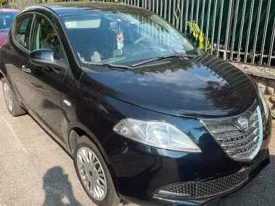 Usata Lancia Ypsilon