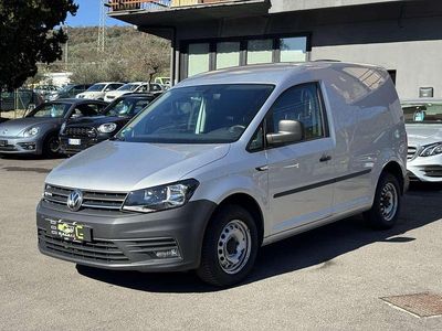 Usata VW Caddy 110 CV (80 kW) 2015 Argento Monovolume