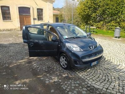 Usata Peugeot 107 54 CV (39 kW) 2006 Utilitaria