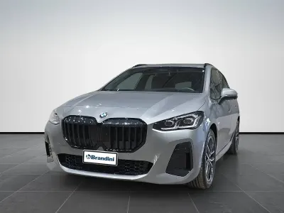 Usata BMW 218 150 CV (110 kW) 2025 Skyscraper grey metallic Station wagon