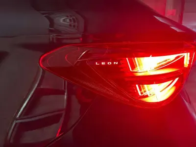 Usata Cupra Leon 204 CV (150 kW) 2025 Blu/azzurro Berlina