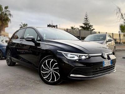 Usata VW Golf VIII Style 149 CV (109 kW) 2022 Nero Berlina