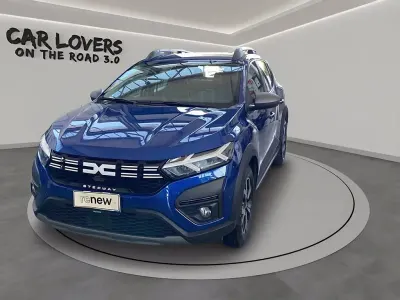 Usata Dacia Sandero Expression 101 CV (74 kW) 2023 Rqh blu iron Utilitaria