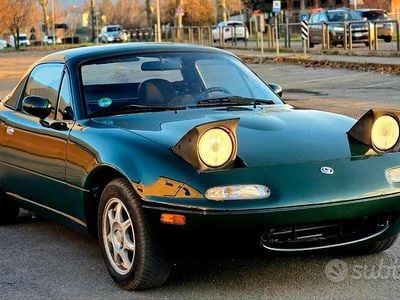 Usata Mazda MX5 130 CV (95 kW) 1995 Verde Cabrio