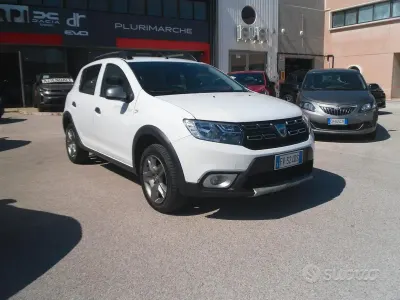 Usata Dacia Sandero Comfort 95 CV (69 kW) 2019 Bianco Berlina