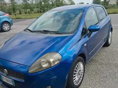 Occasion Fiat Grande Punto Active 65 ch (47 kW) 2009 Citadine