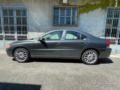 Usata Volvo S60 185 CV (136 kW) 2009 Grigio Berlina