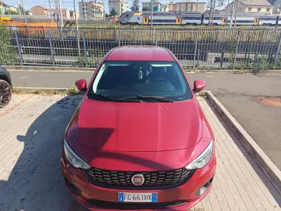 Usata Fiat Tipo Easy 120 CV (88 kW) 2017 Rosso Berlina