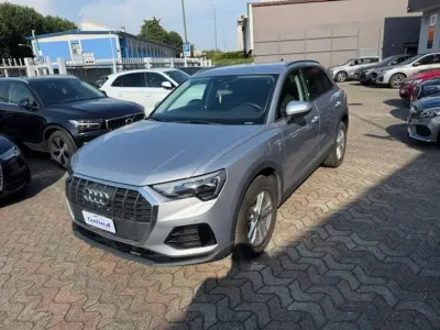 Usata Audi Q3 150 CV (110 kW) 2022 Argento SUV