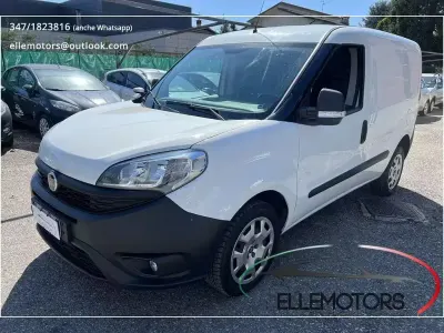 Käytetty Fiat Doblò 120 HP (88 kW) 2016 Hopea Tila-auto