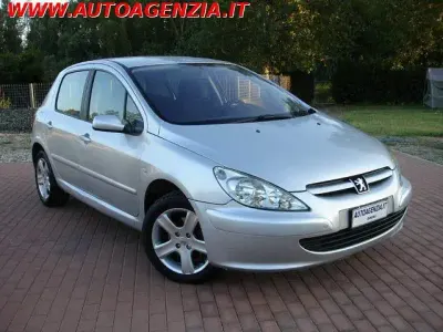 Usata Peugeot 307 109 CV (80 kW) 2005 Grigio Berlina