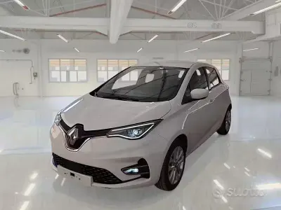 Usata Renault Zoe Zen 50 kW (69 CV) 2020 Bianco Utilitaria