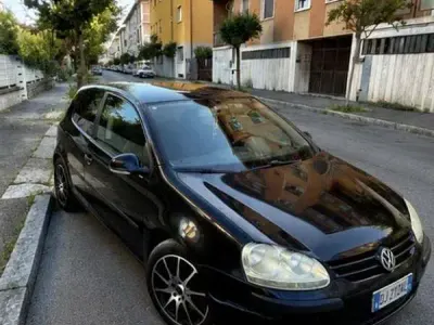 Usata VW Golf V Comfortline 105 CV (77 kW) 2007 Berlina
