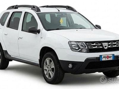 Usata Dacia Duster 110 CV (80 kW) 2015 Bianco SUV